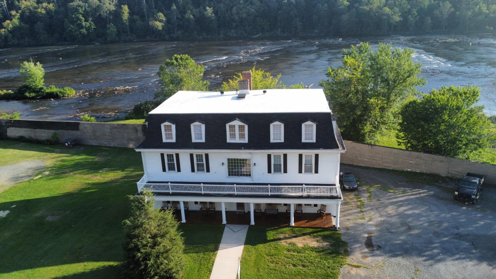 The Washington Inn Galax Exterior photo